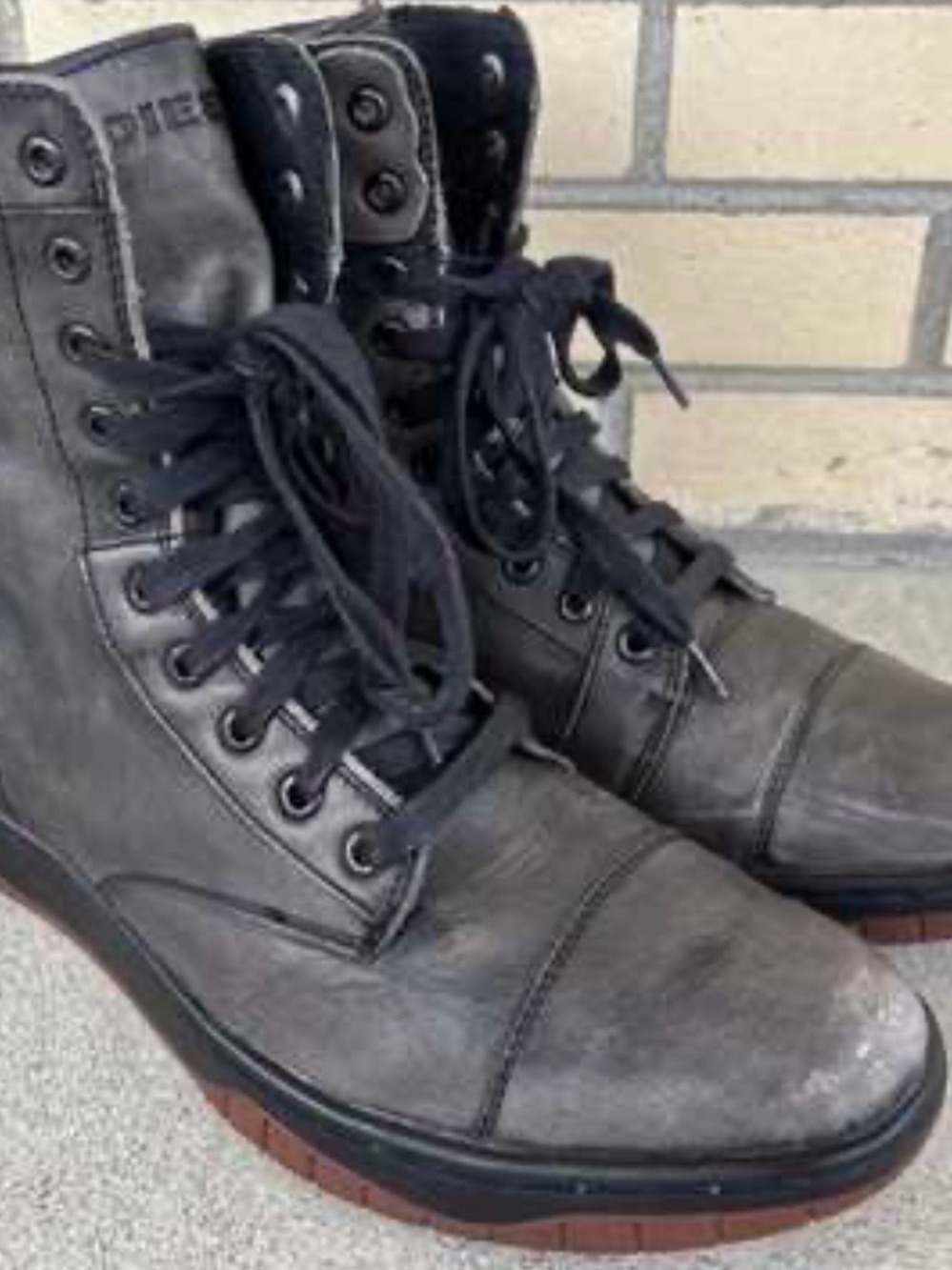 DIESEL Men's Tatradium Basket Butch Zip Leather Boots Men's Shoes size 12.